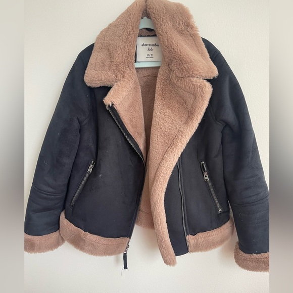 abercrombie kids Other - Abercrombie Kids “shearling” jacket with faux fur Size 11-12
